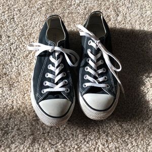 Unisex Black Converse